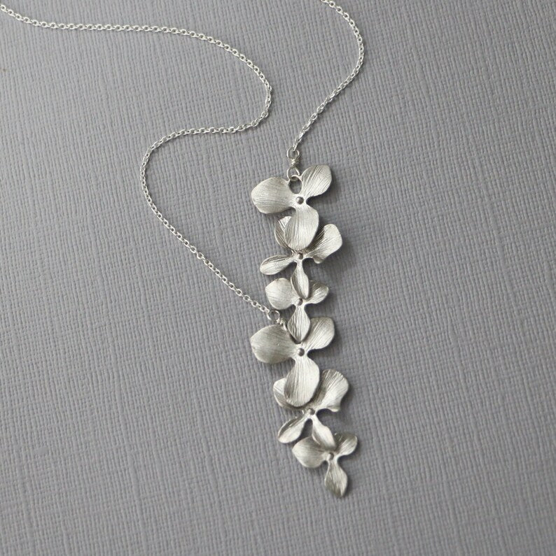 Teddy - Vintage Floral Silver Necklace