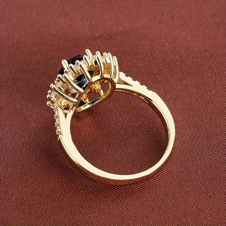 Shiny Sapphire Gold Ring