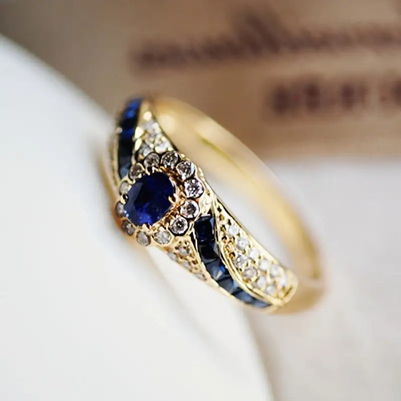 Chic Ocean Gold Ring