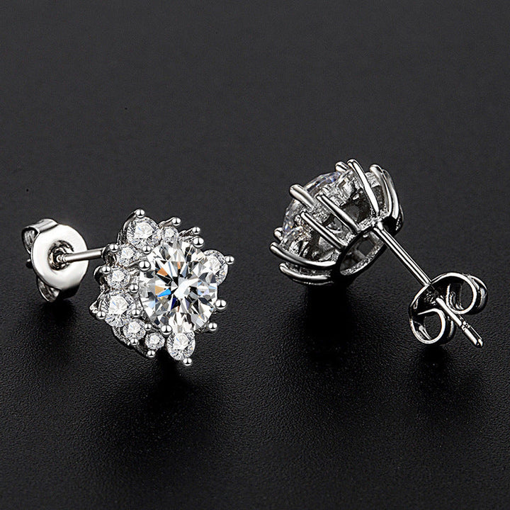 Luna Glow Earrings | White gold