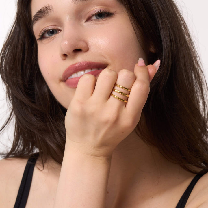 Lova Ring