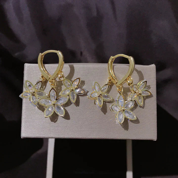 Stellara Noctis Earrings | Gold