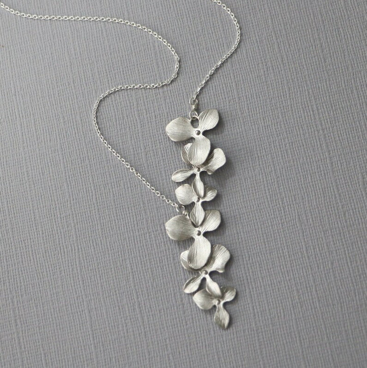 Teddy - Vintage Floral Silver Necklace